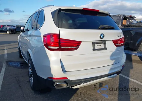 2018 BMW X5 xDrive35D z USA, uszkodzony, nr VIN 5UXKS4C50J0Y18166